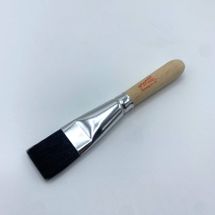 Renia Aquilim Brush